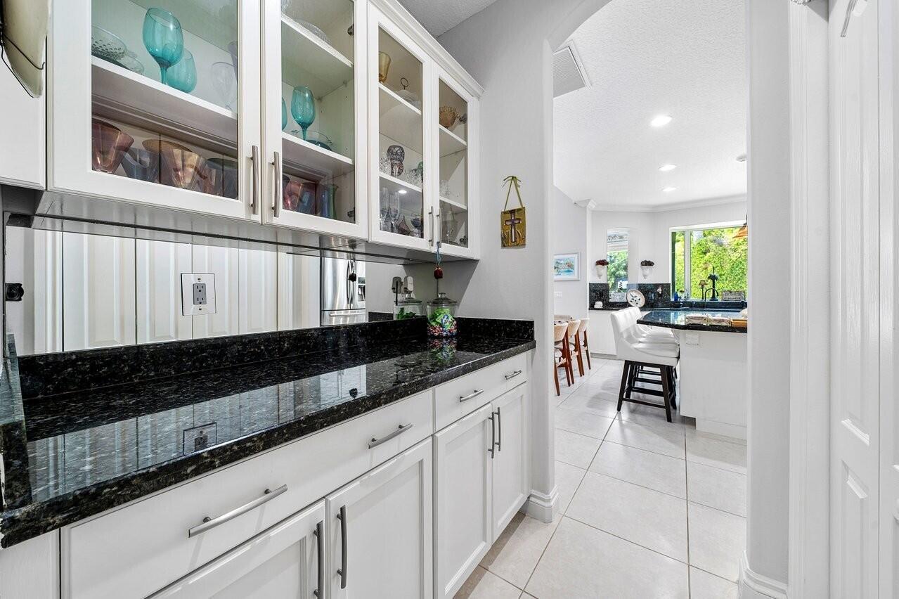 6990 Cypress Cove Circle, Jupiter FL 33458 photo 5
