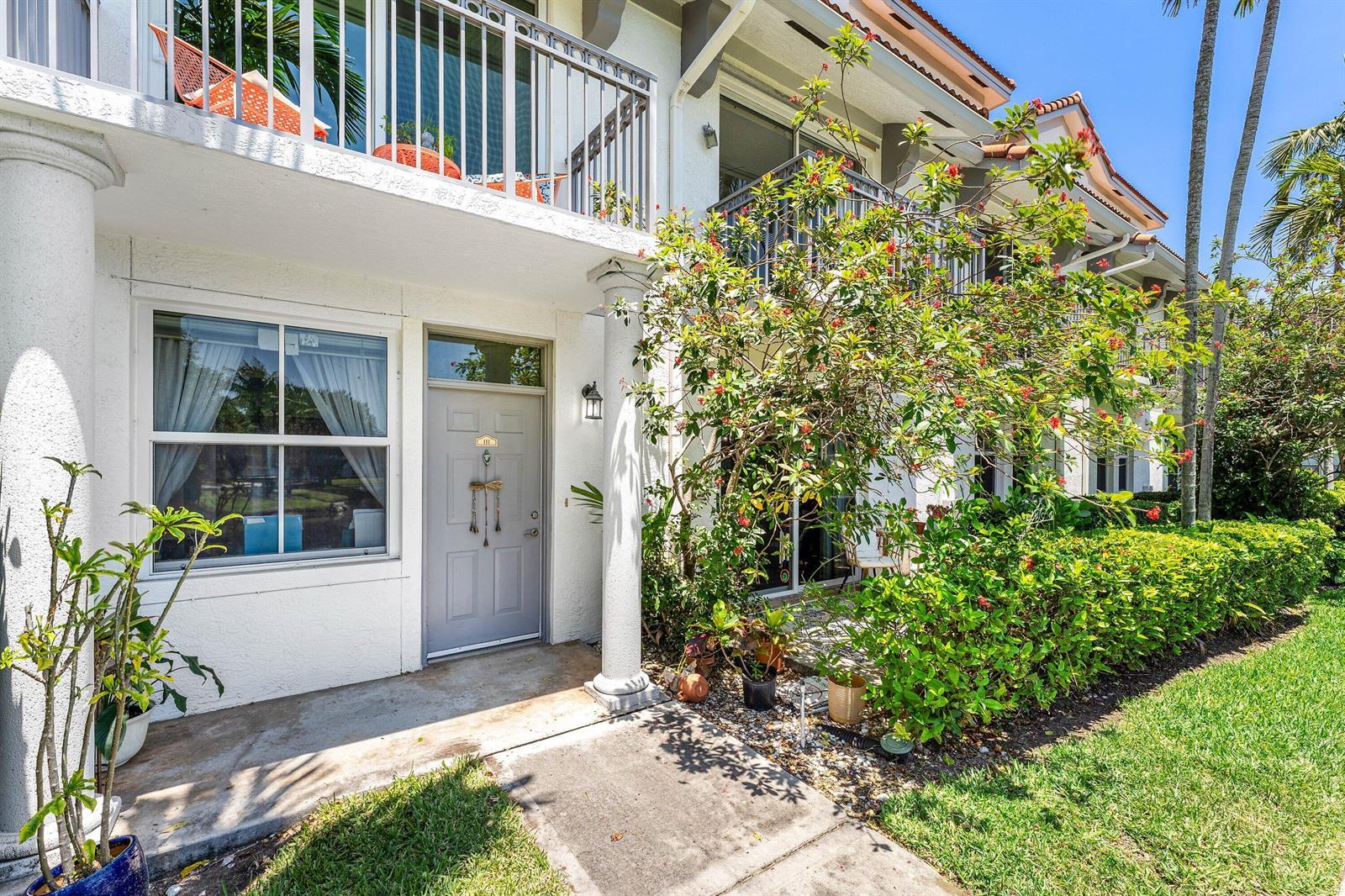 2012 Alta Meadows Lane # 111, Delray Beach FL 33444 photo 3