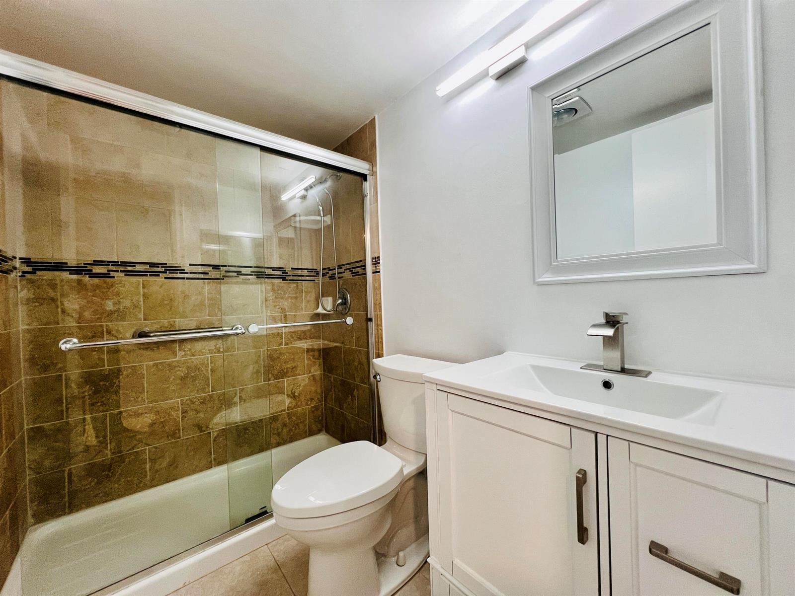 74 Berkshire C, West Palm Beach FL 33417 photo 5