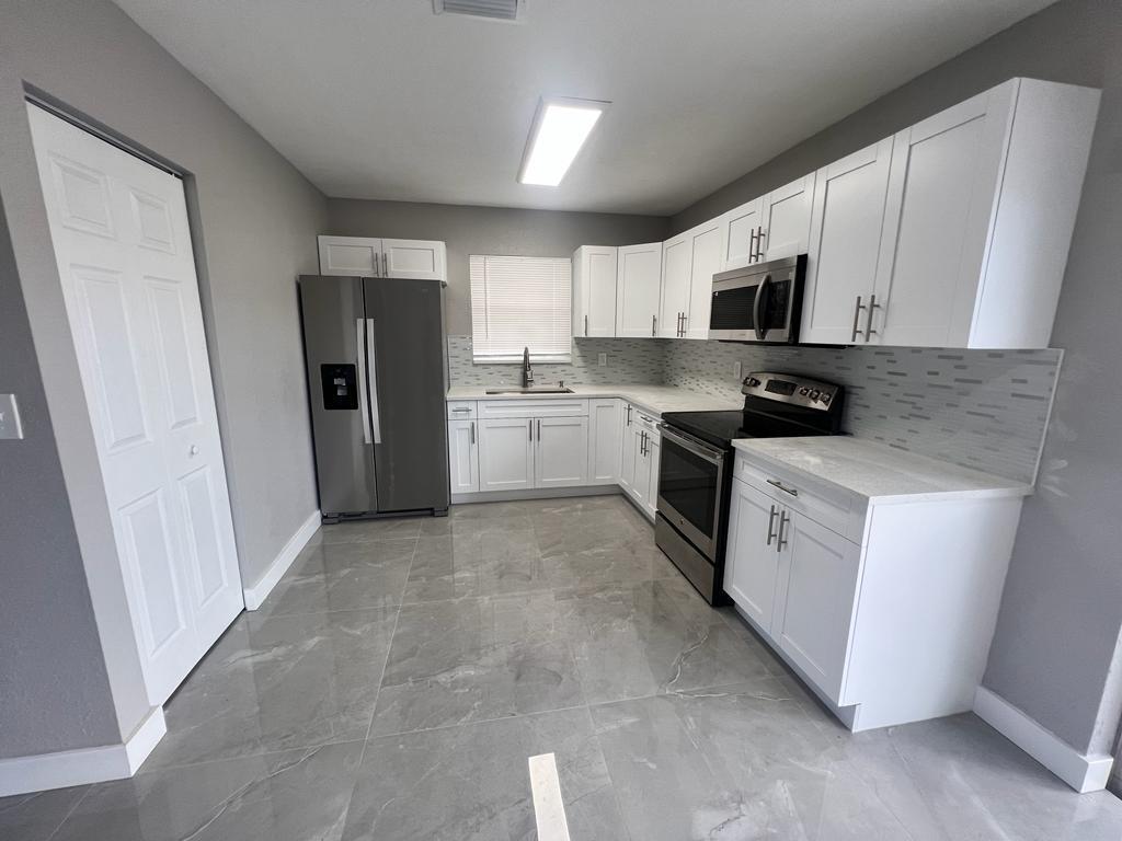 151 NE 17th Avenue, Boynton Beach FL 33435