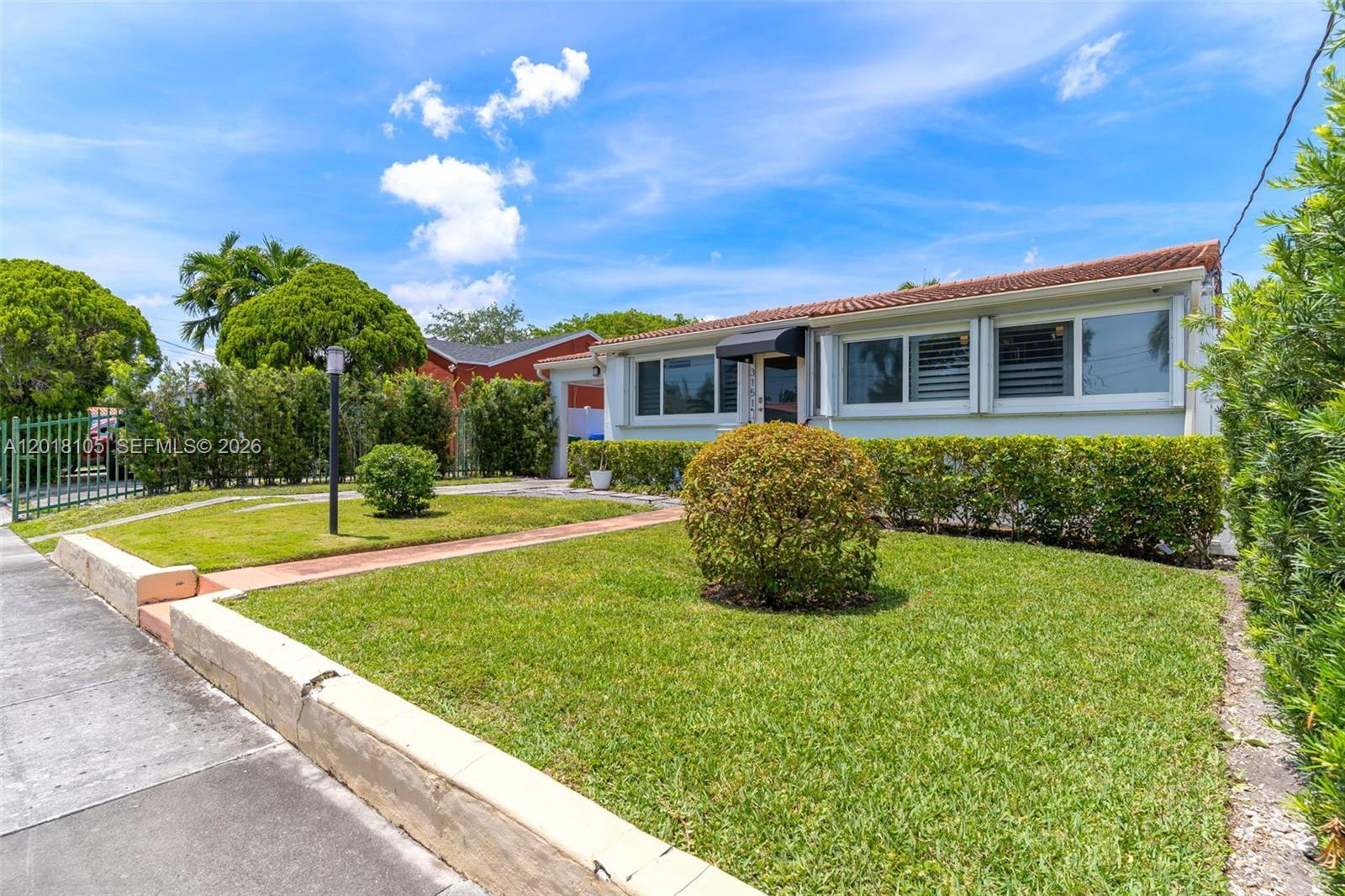 3151 NW Flagler Ter, Miami FL 33125 photo 2