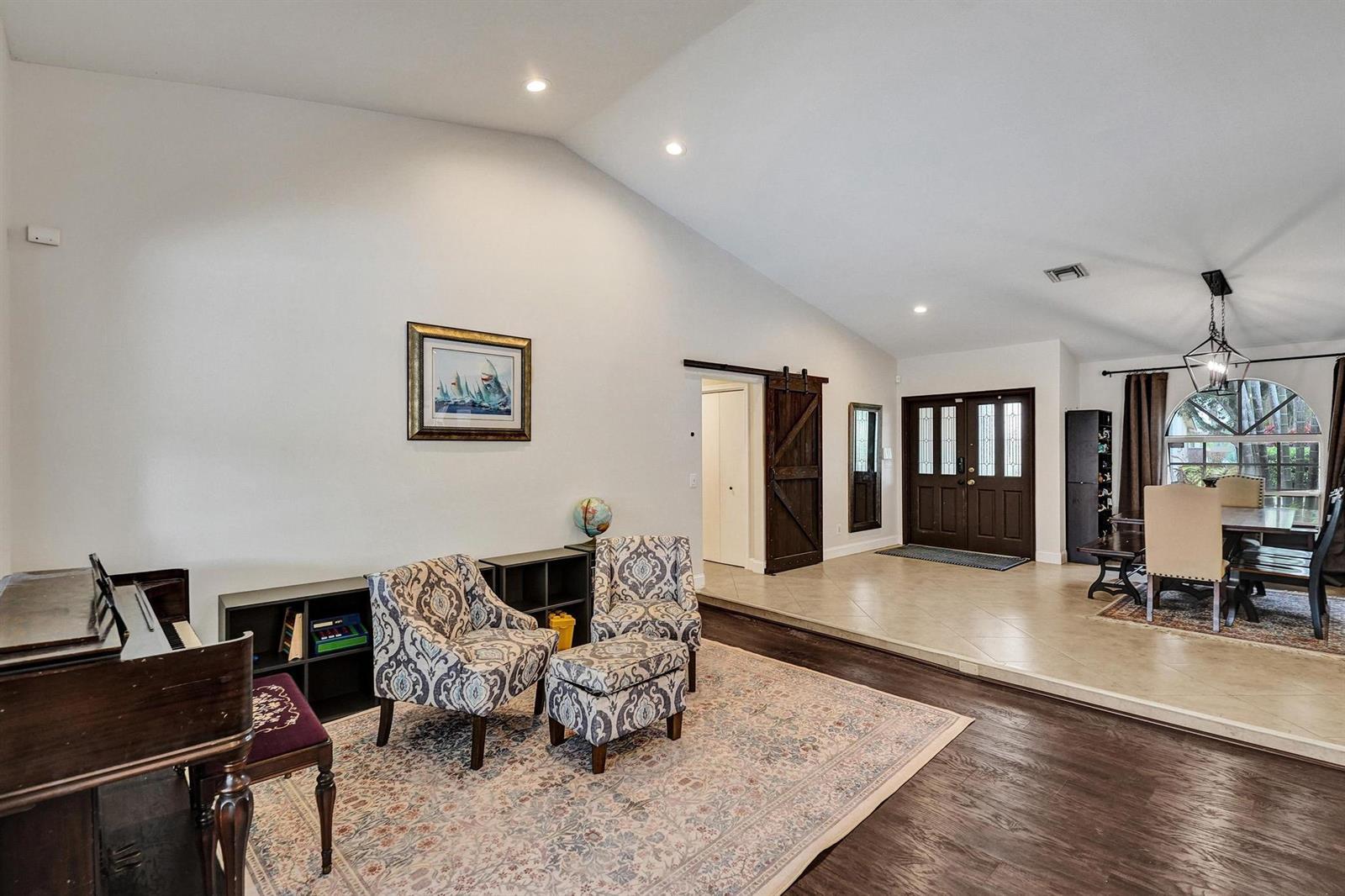 10050 NW 14th Street, Plantation FL 33322 photo 3