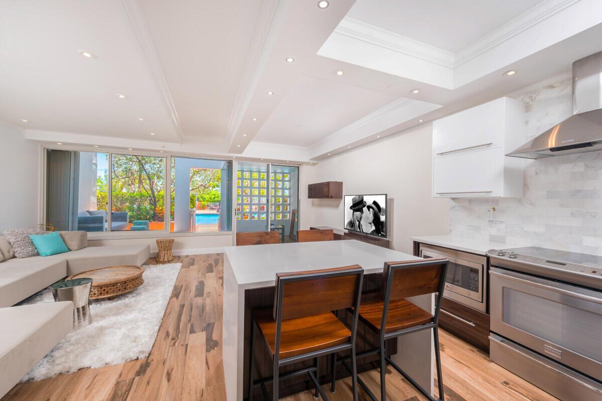 400 S Pointe Drive # 307, Miami Beach FL 33139 photo 2