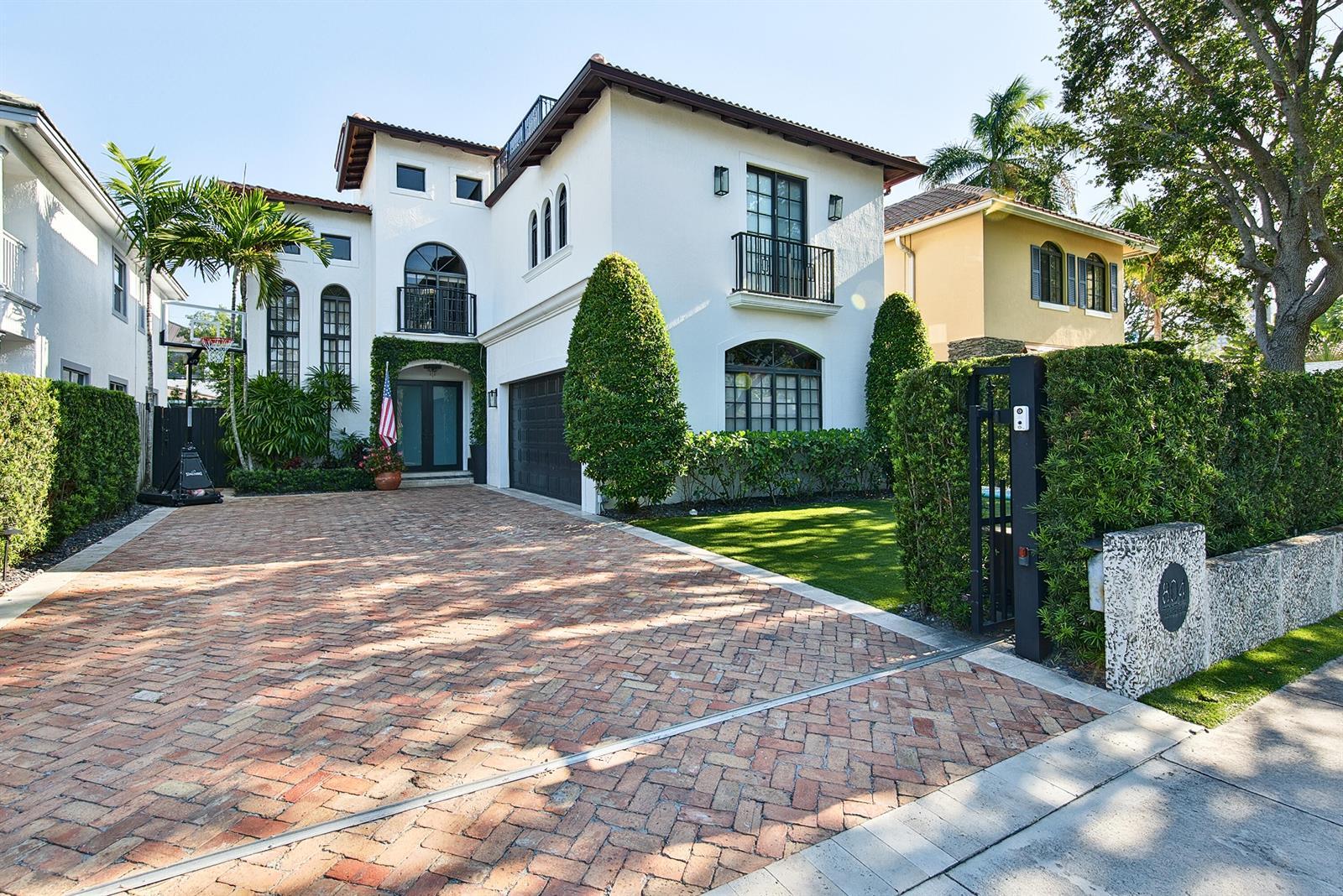 804 N Rio Vista Boulevard, Fort Lauderdale FL 33301 photo 2