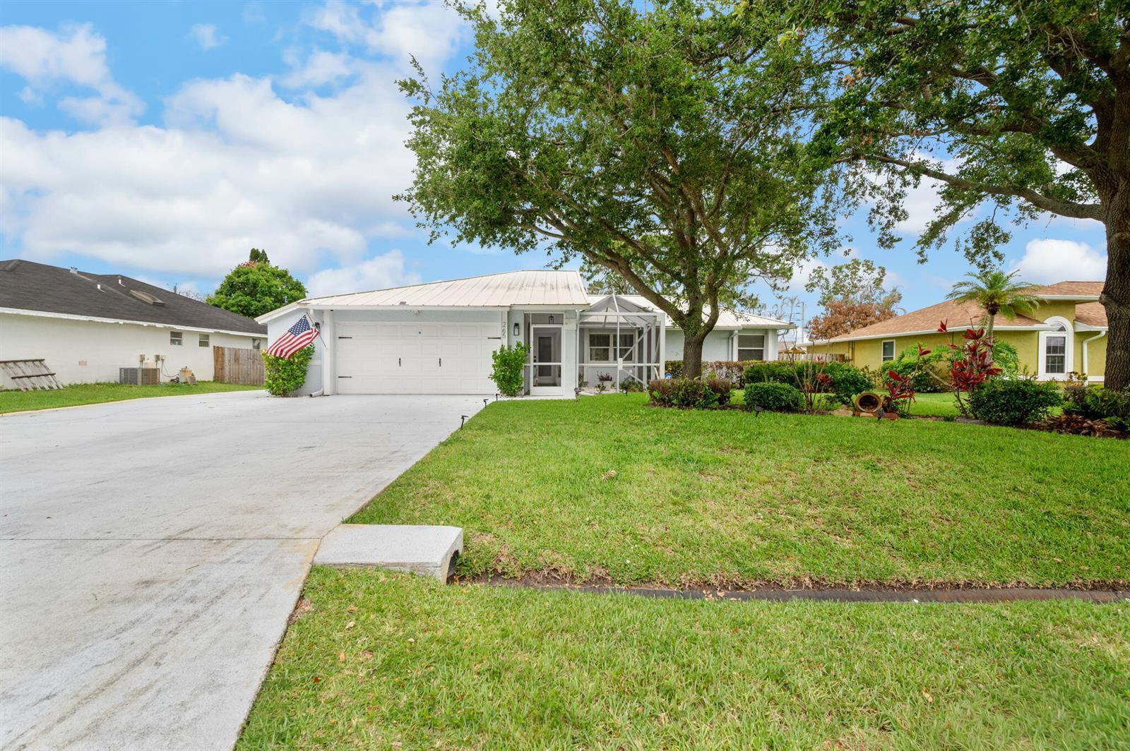 265 SE Todd Avenue, Port St. Lucie FL 34983 photo 2