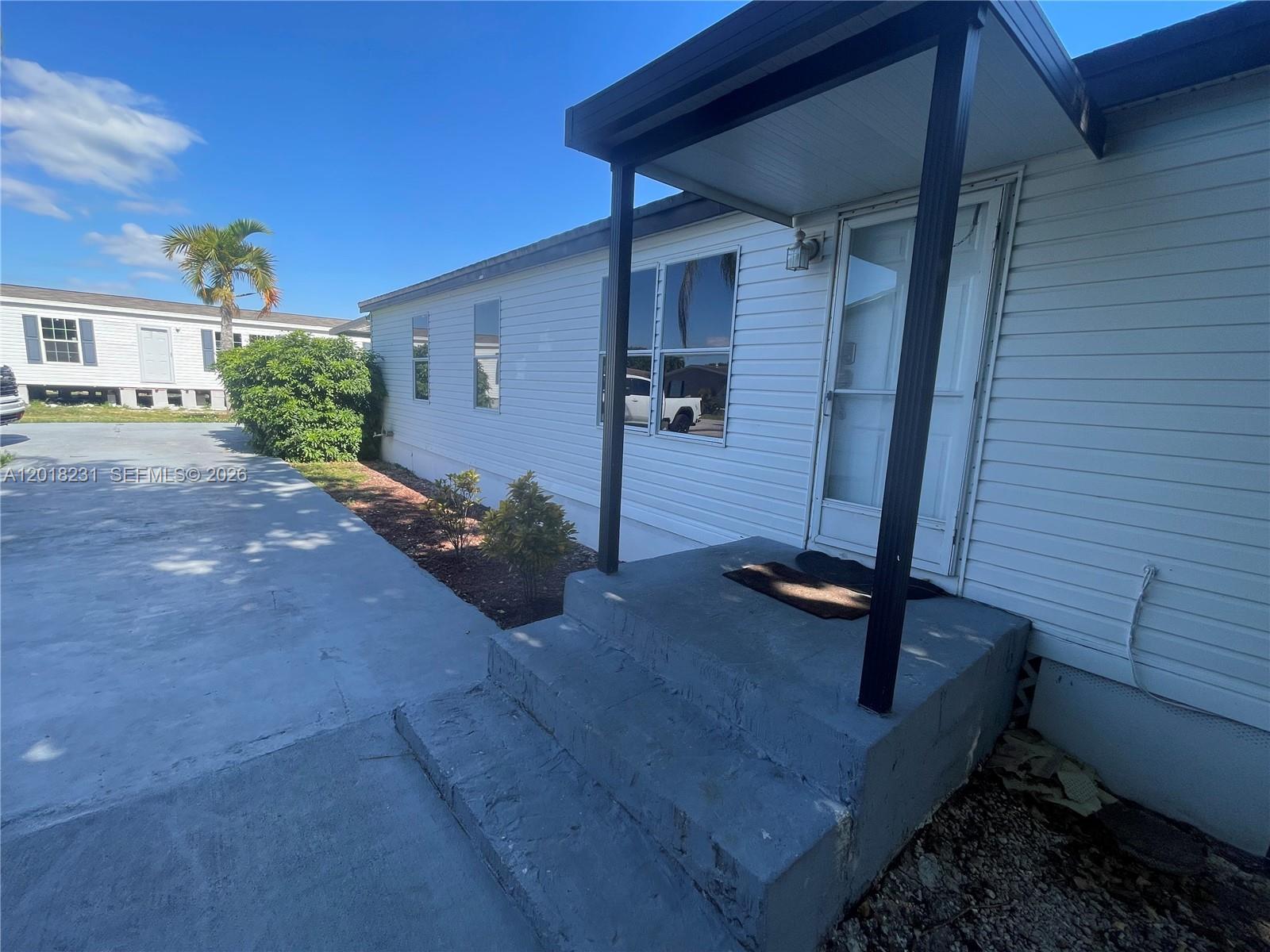19800 SW 180th Ave unit 394 # 394, Miami FL 33187 photo 2