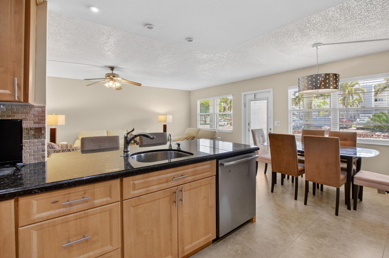 1027 Yarmouth Drive # B, Boca Raton FL 33434 photo 5