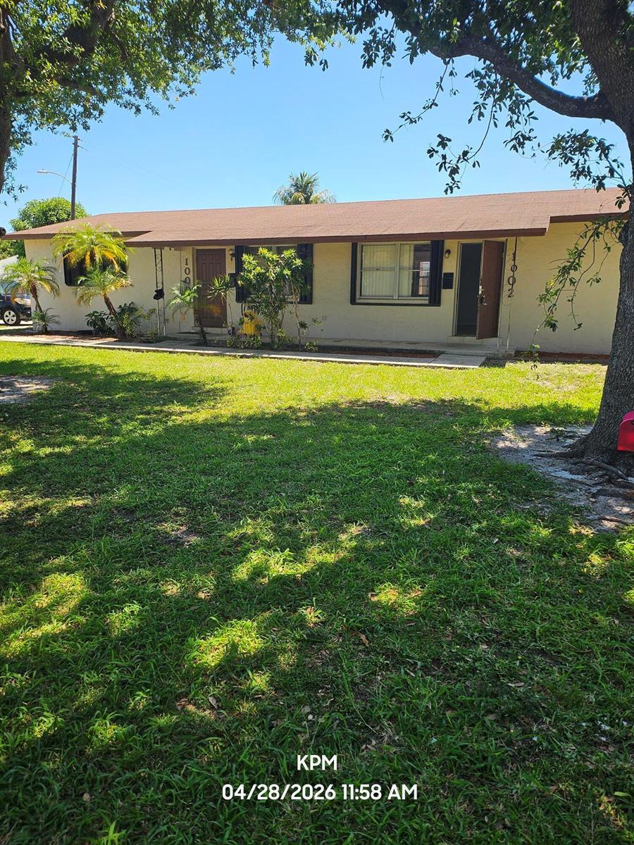 1002 Mcintosh Street, West Palm Beach FL 33405