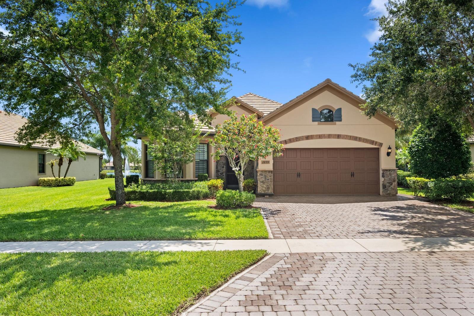 2899 Florence Street, Wellington FL 33414 photo 2