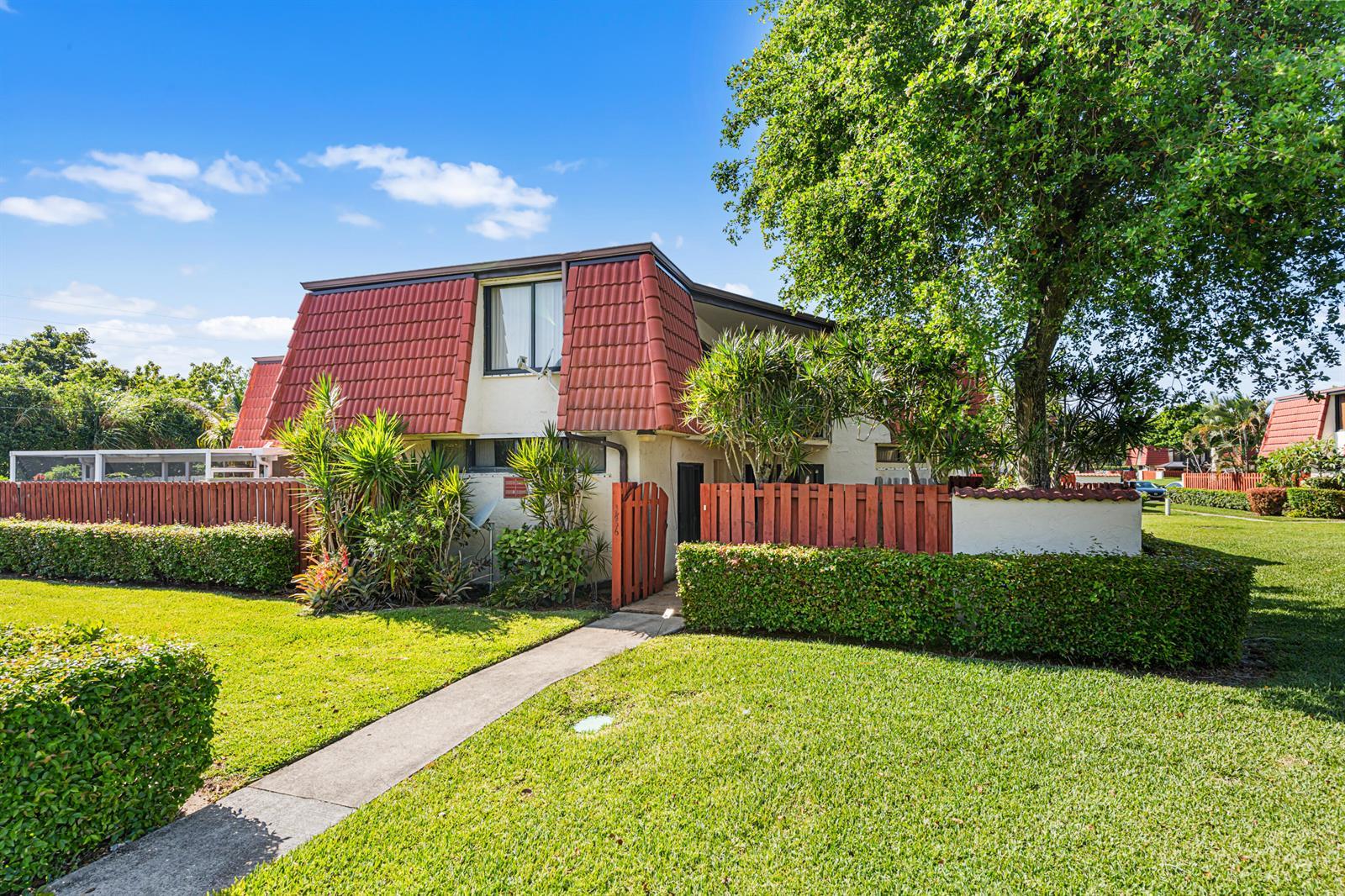3856 Victoria Drive, West Palm Beach FL 33406