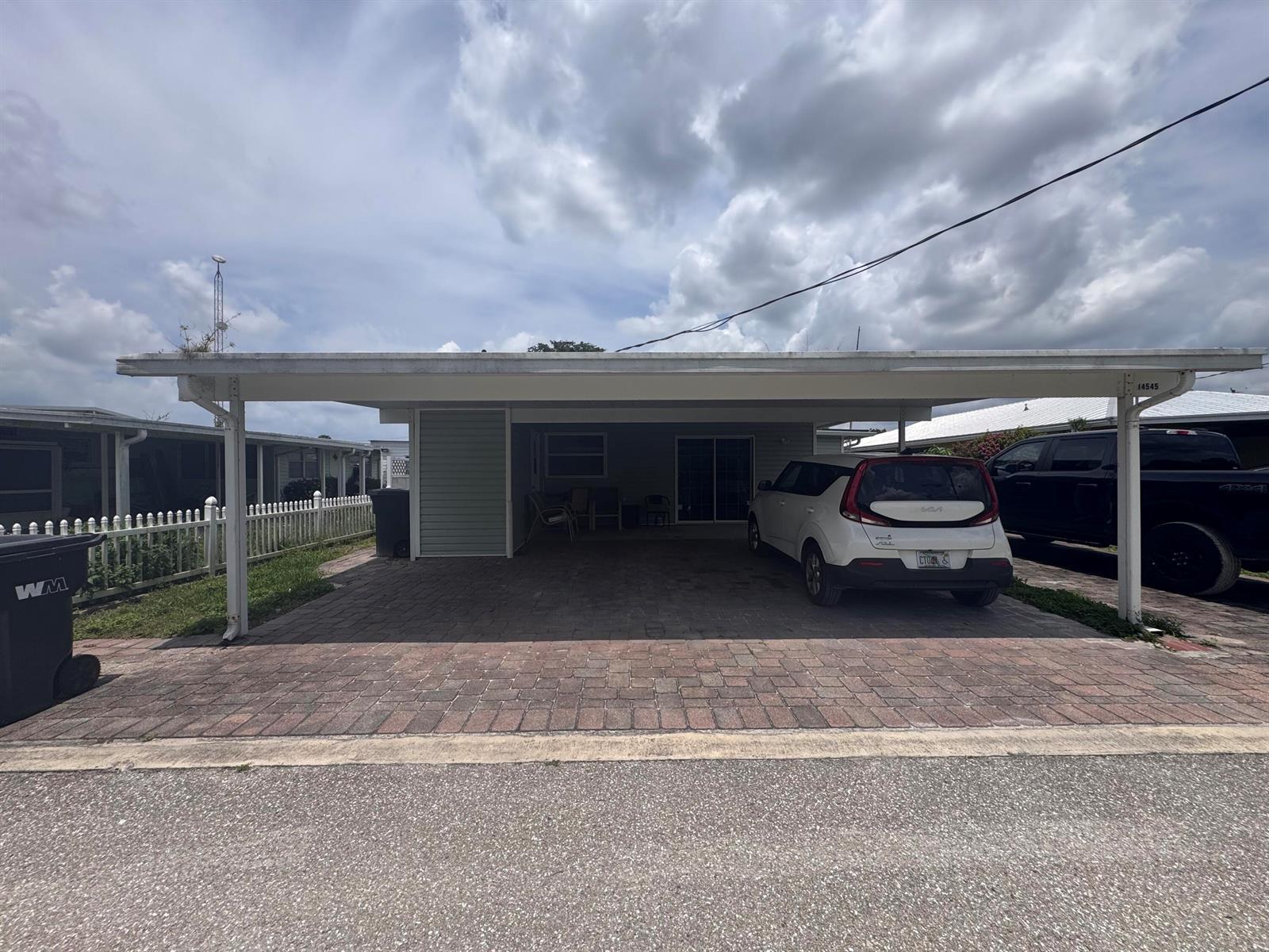 14545 W Center Street, Okeechobee FL 34972