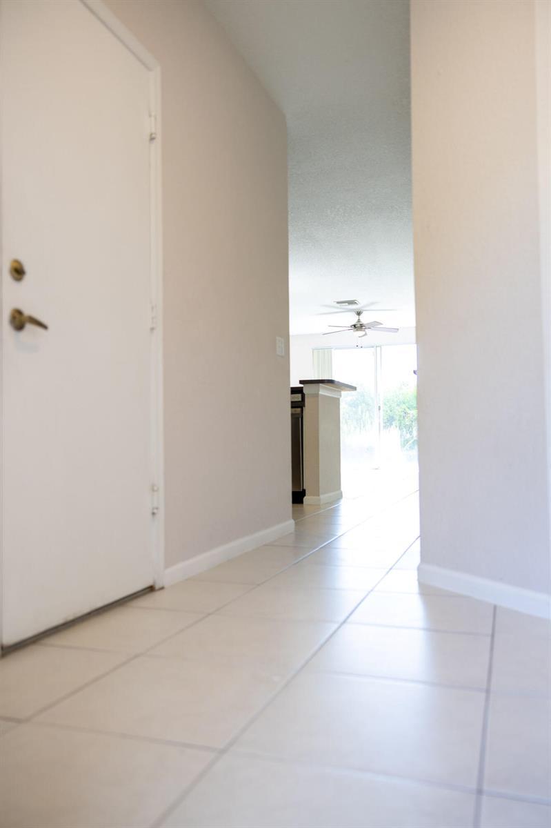 8250 Prestige Commons Drive W, Tamarac FL 33321 photo 2