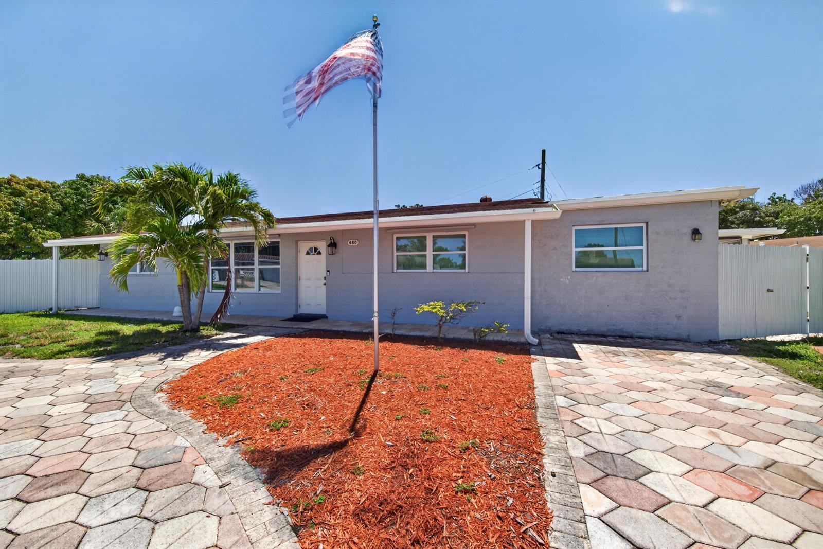 650 NW 38th Place, Deerfield Beach FL 33064 photo 3