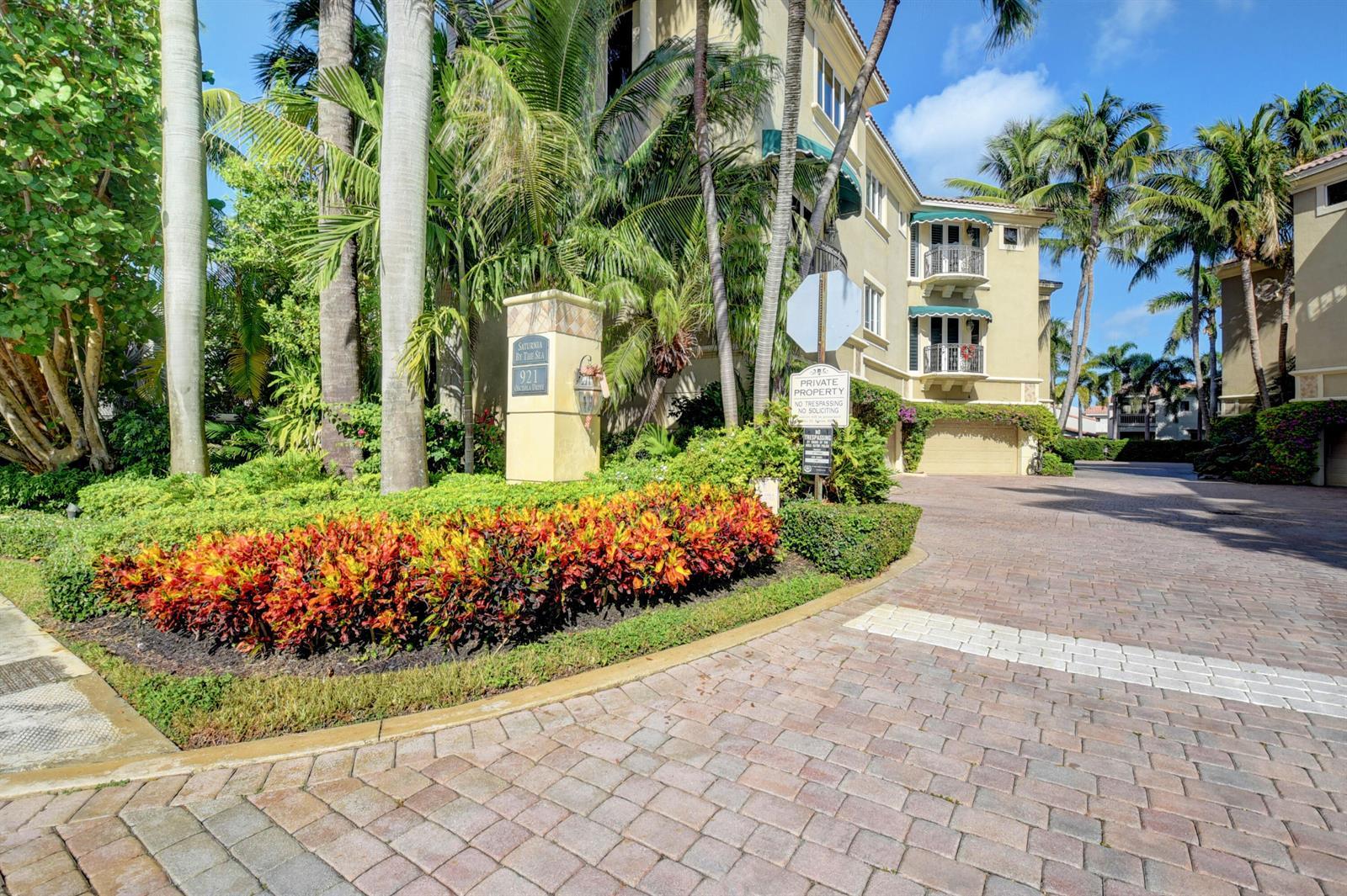 921 Osceola Drive Unit 4, Boca Raton FL 33432 photo 2