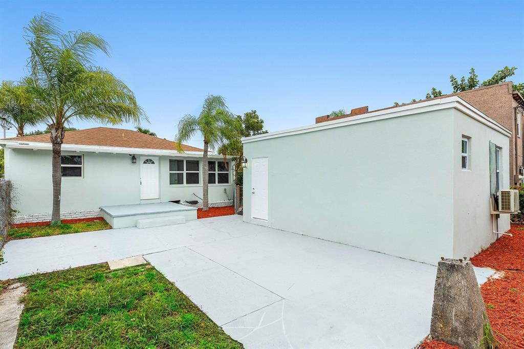 510 56th Street, West Palm Beach FL 33407 photo 3