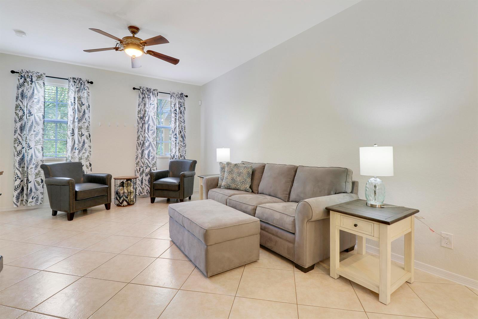 123 E Thatch Palm Circle, Jupiter FL 33458 photo 4