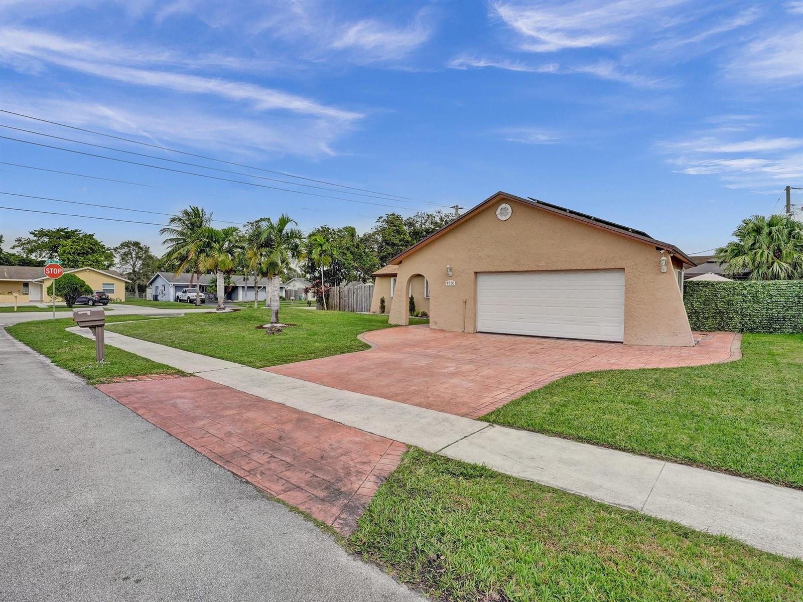 4950 NW 85th Terrace, Lauderhill FL 33351 photo 5