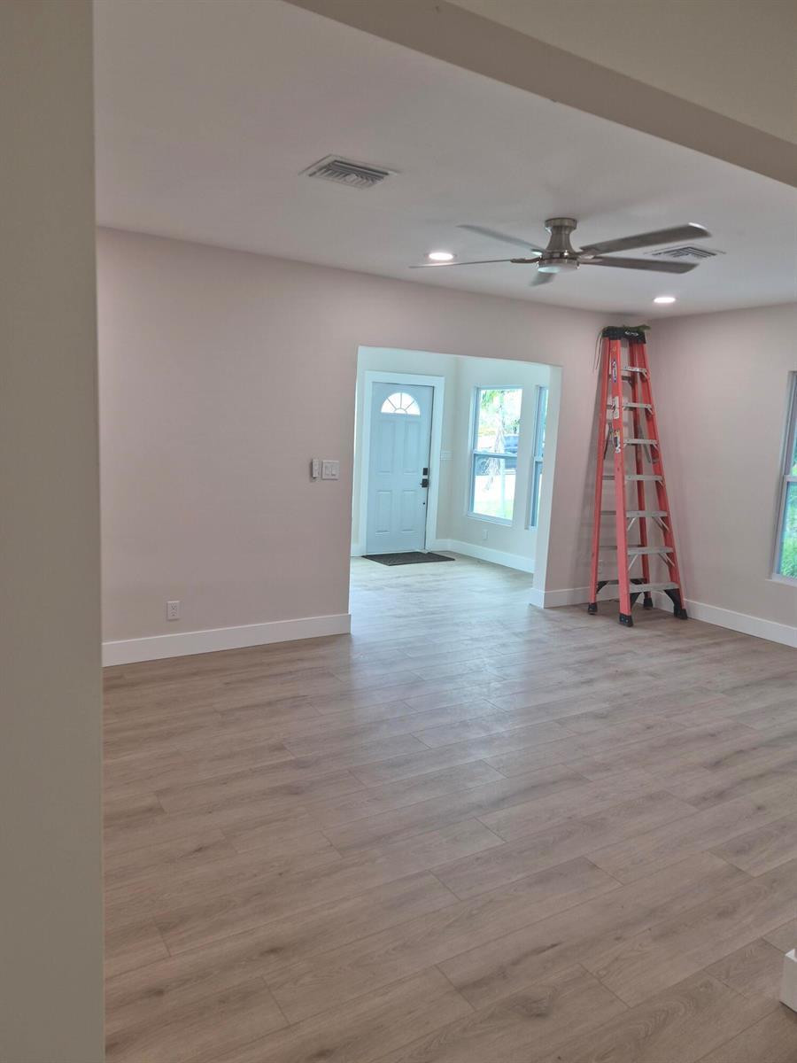707 Hampton Road, West Palm Beach FL 33405 photo 3
