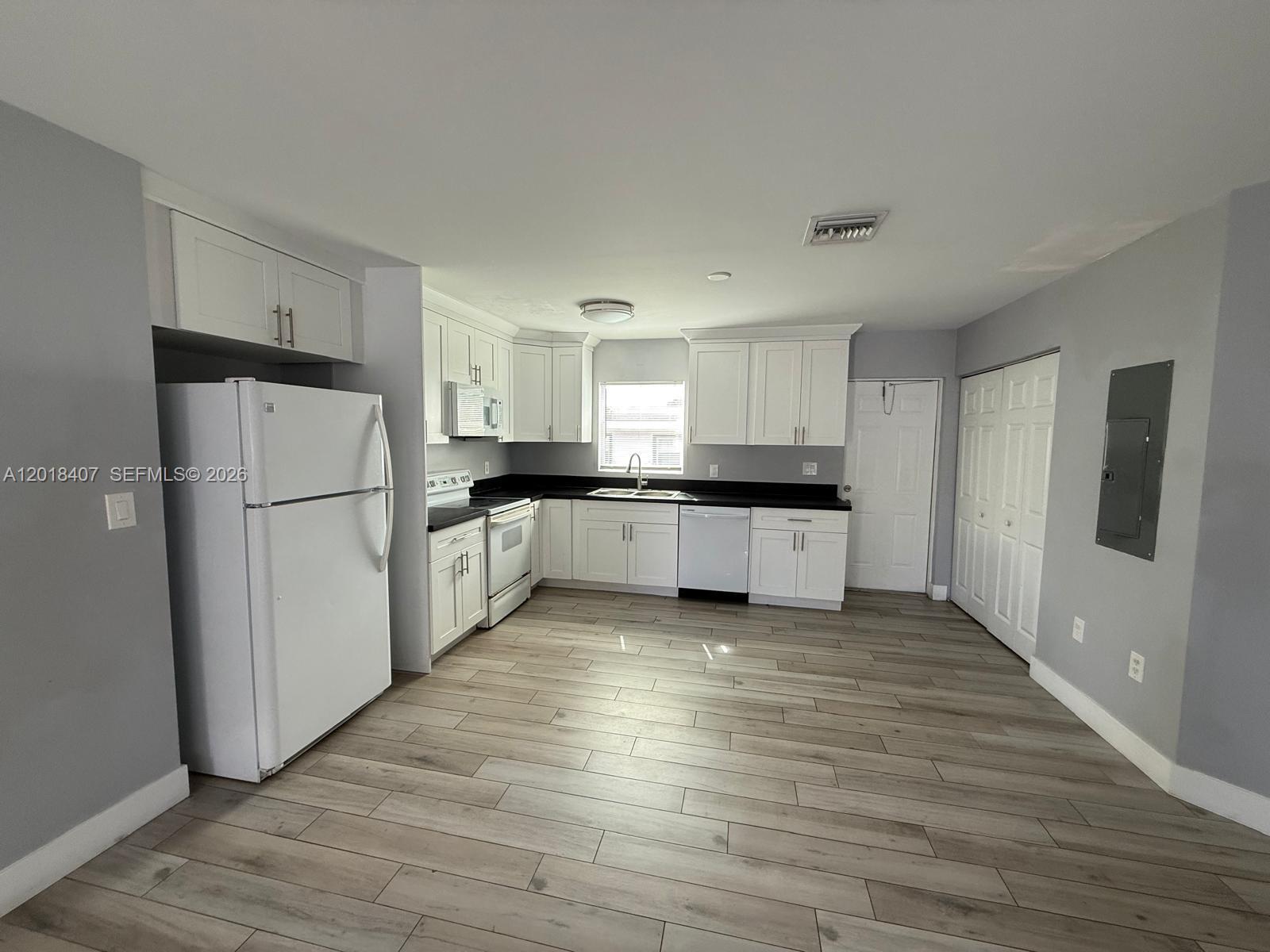 4393 Davis Rd # 2, Lake Worth FL 33461 photo 3