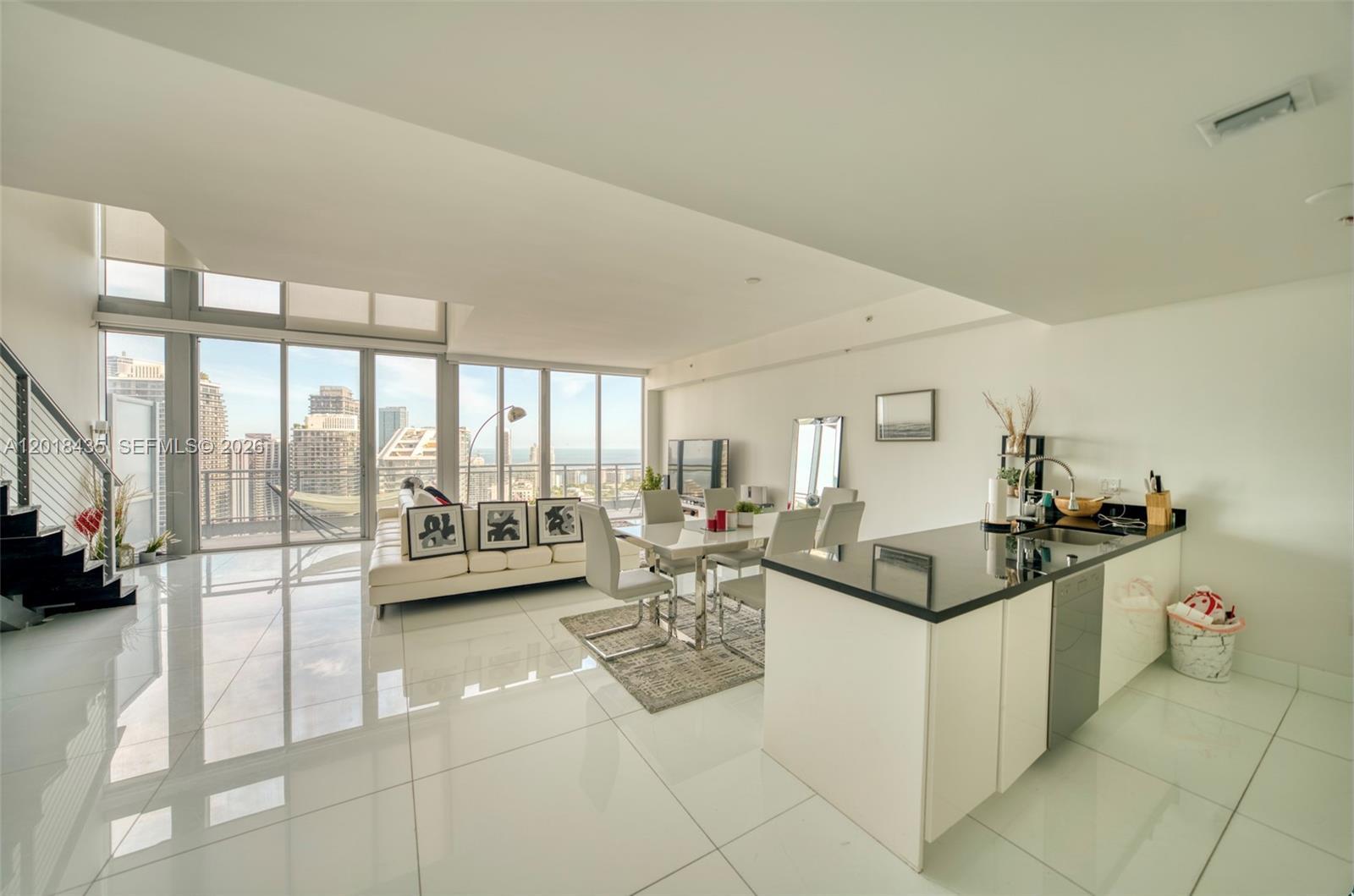 92 SW 3rd St # 5203, Miami FL 33130 photo 3