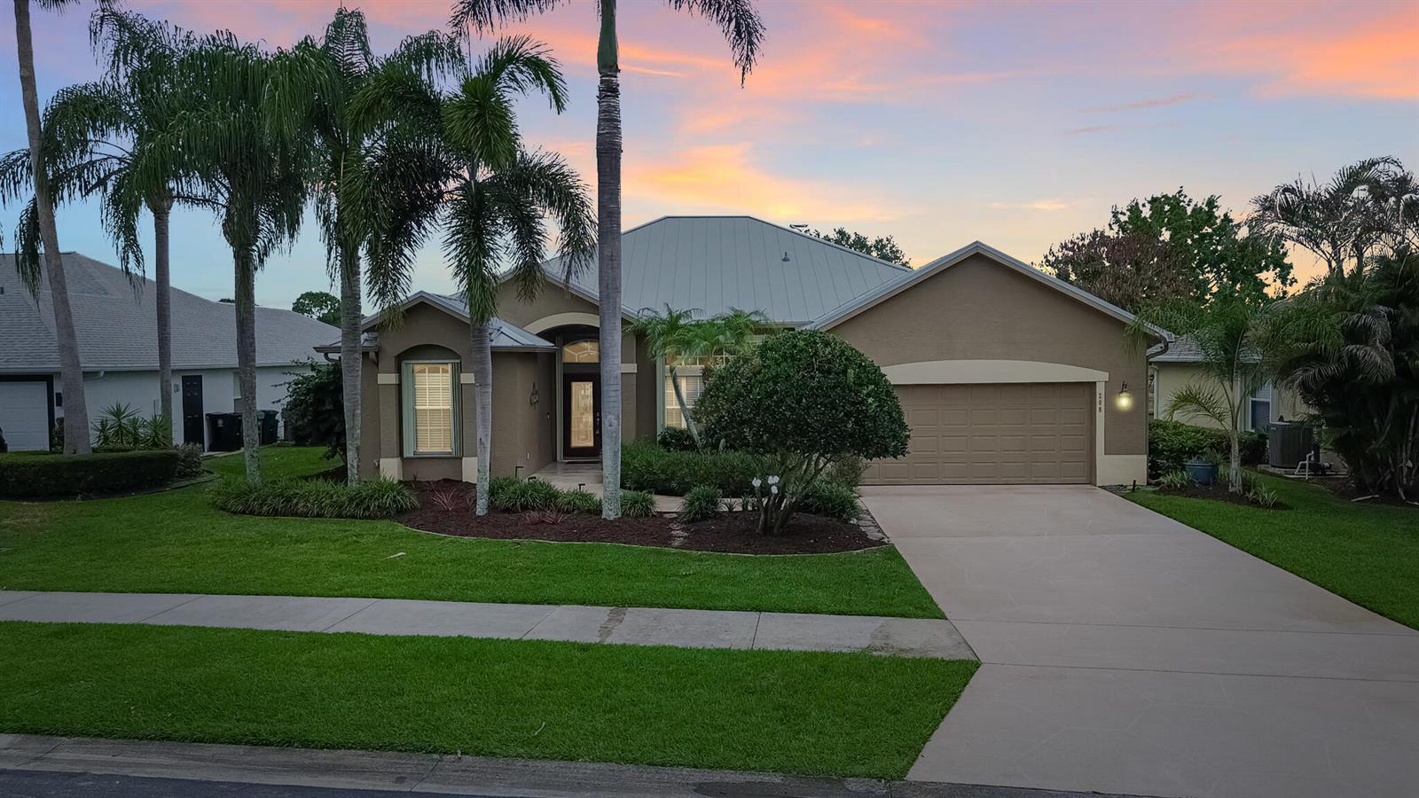 208 SW Whitewood Drive, Port St. Lucie FL 34953