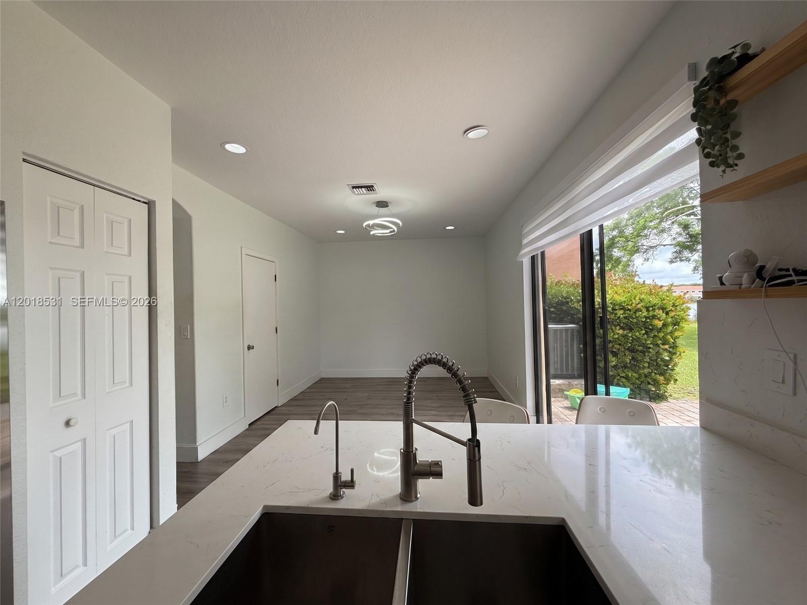 1575 SE 20th Rd, Homestead FL 33035 photo 5