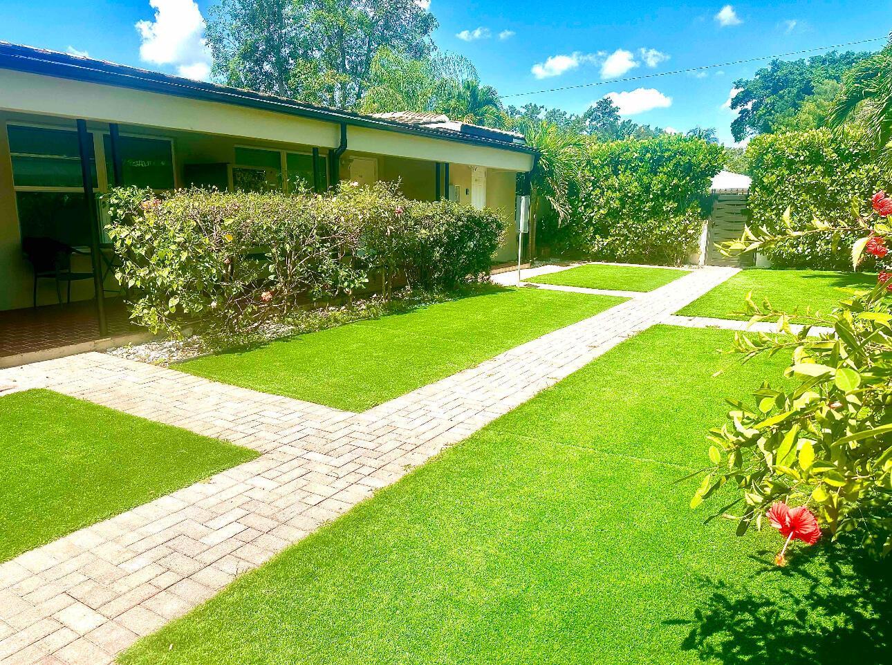 626 NE 17th Way, Fort Lauderdale FL 33304 photo 2