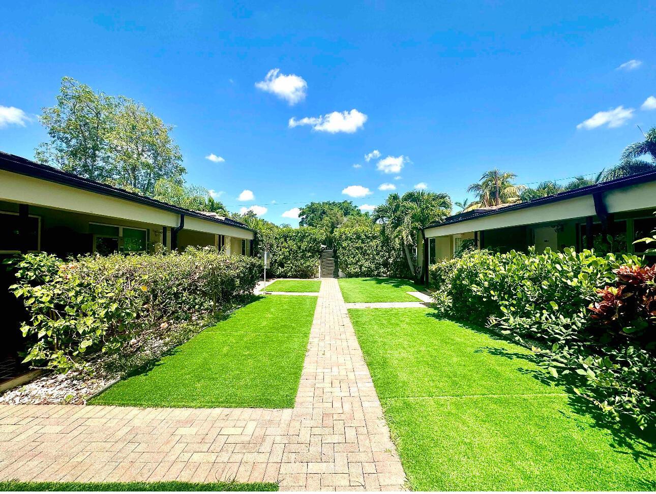 626 NE 17th Way, Fort Lauderdale FL 33304