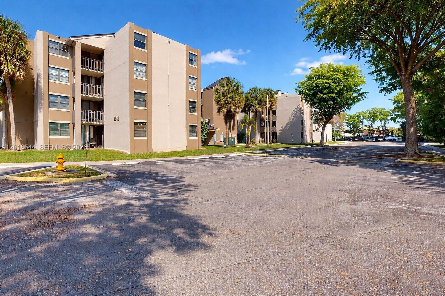 3581 SW 117th Ave # 308, Miami FL 33175 photo 3