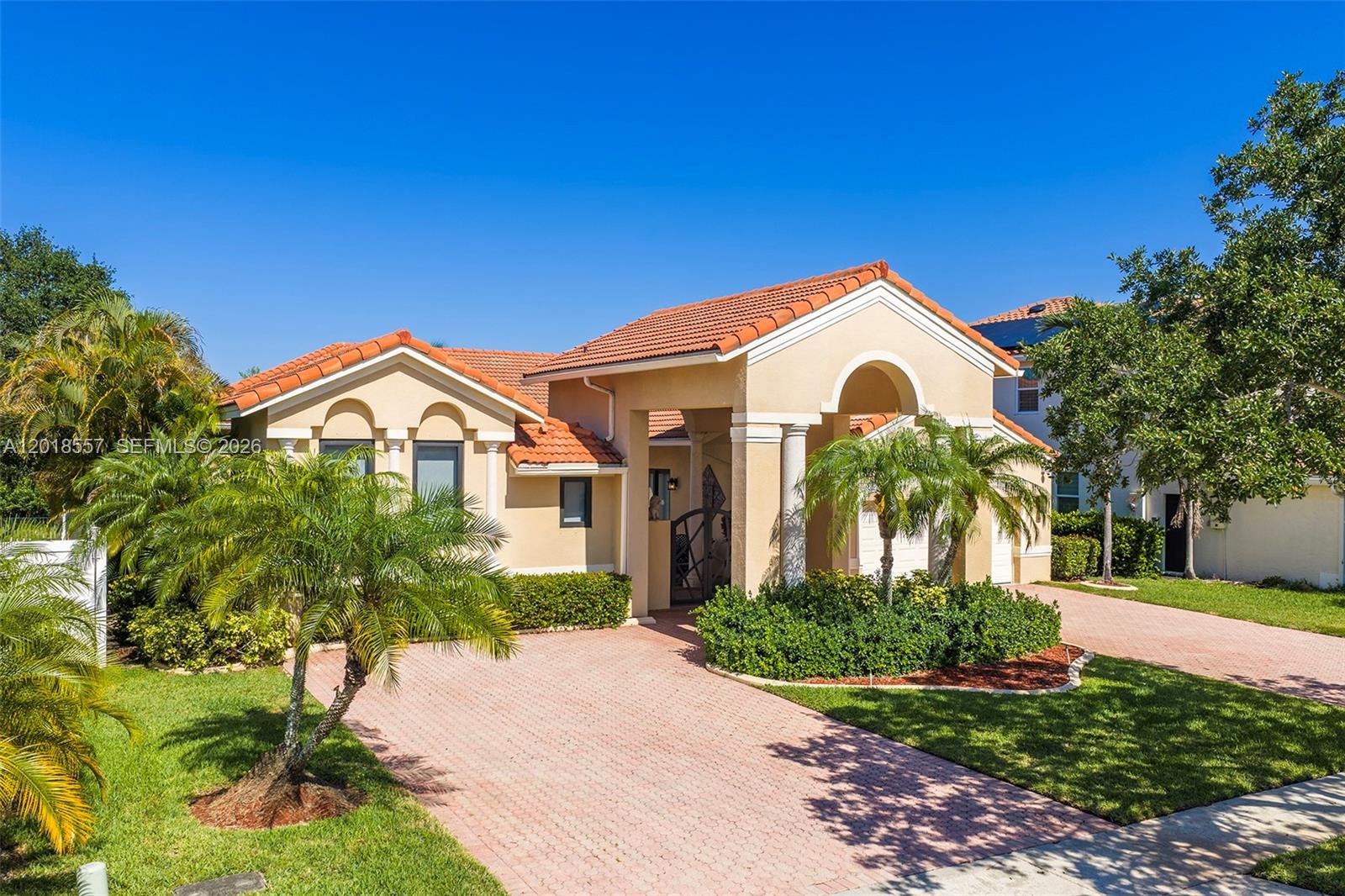 1170 NW 166th Ave, Pembroke Pines FL 33028