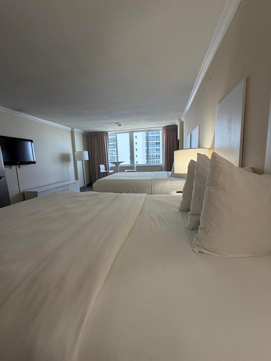19201 Collins Avenue # 1122, Sunny Isles Beach FL 33160 photo 5