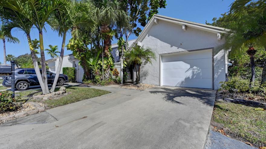 6660 Canary Palm Circle, Boca Raton FL 33433 photo 5