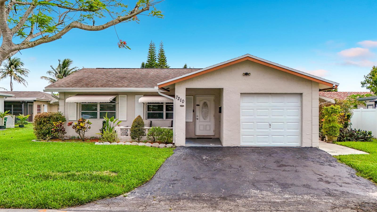 7210 NW 77th Street, Tamarac FL 33321 photo 2