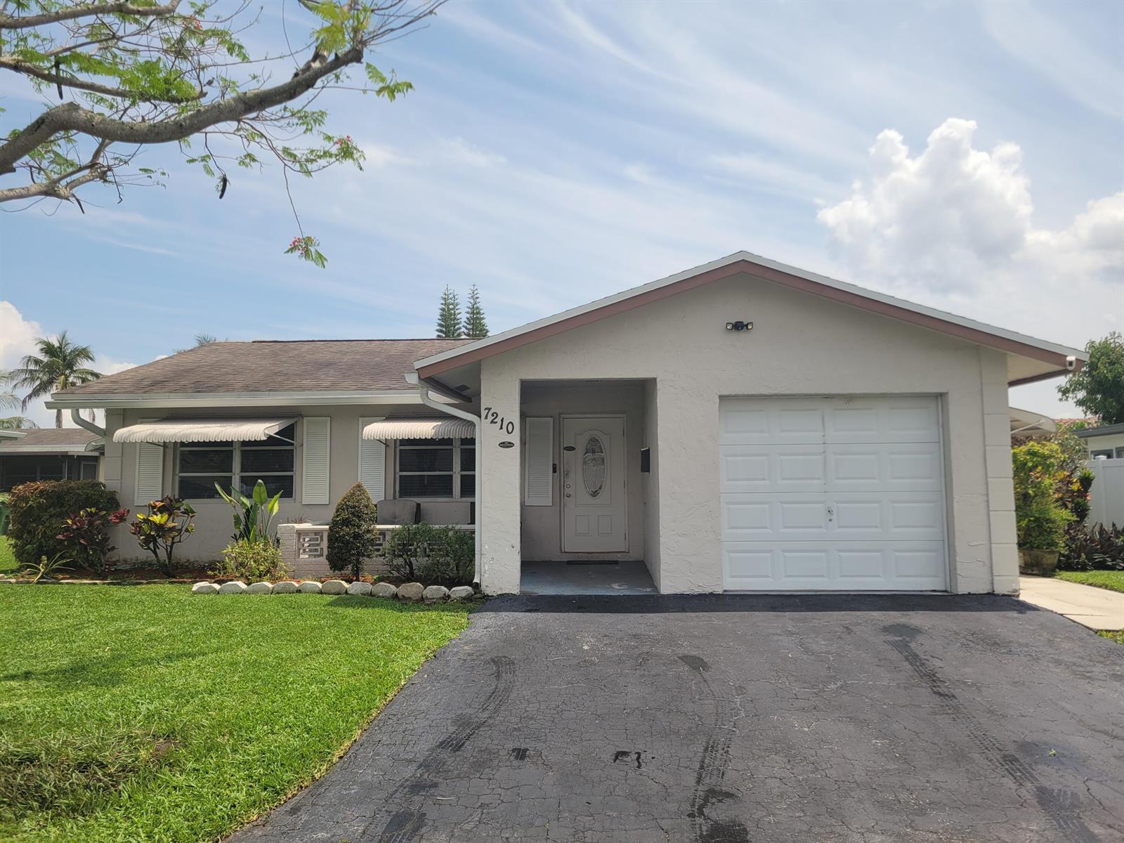 7210 NW 77th Street, Tamarac FL 33321