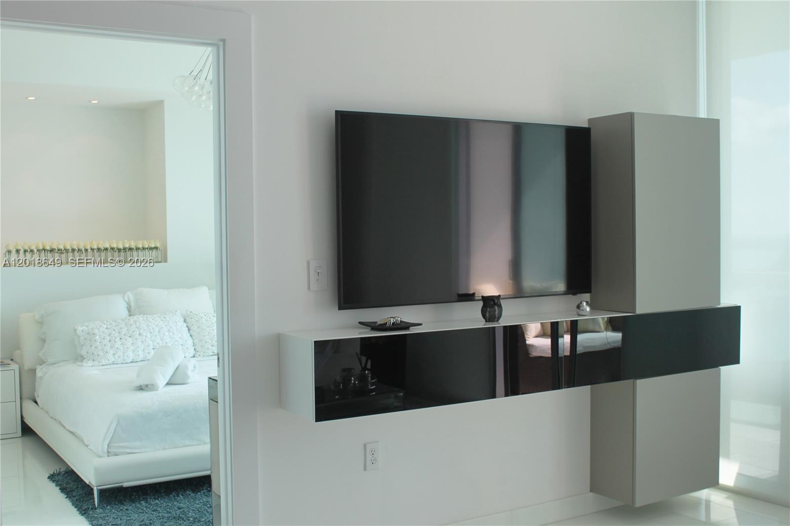 900 Biscayne Blvd # 3207, Miami FL 33132 photo 4