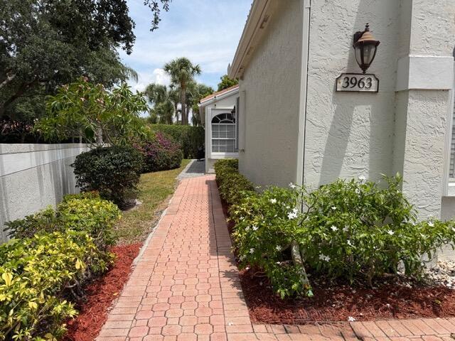 3963 Redondo Court, Boca Raton FL 33487 photo 4
