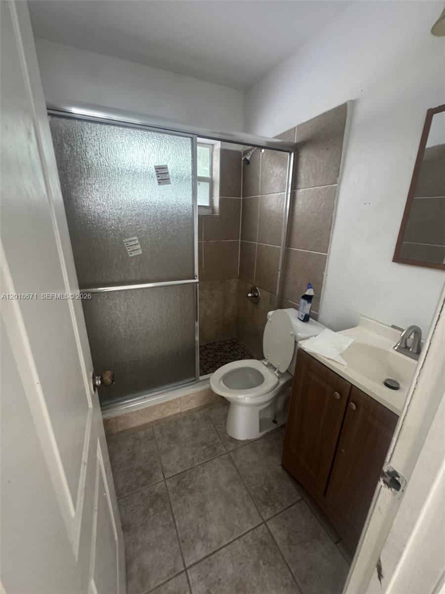 923 SE 2nd Ave # 4, Hallandale Beach FL 33009 photo 5