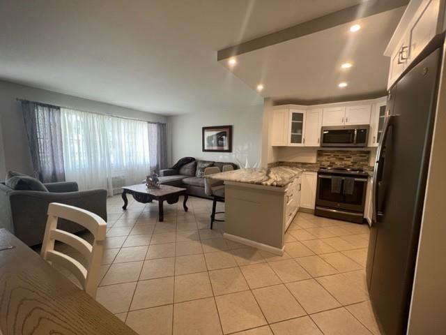 11 Cambridge # 11, West Palm Beach FL 33417 photo 5