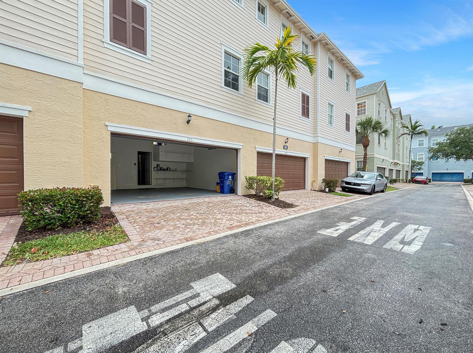 105 E Pigeon Plum Drive # 103, Jupiter FL 33458 photo 3