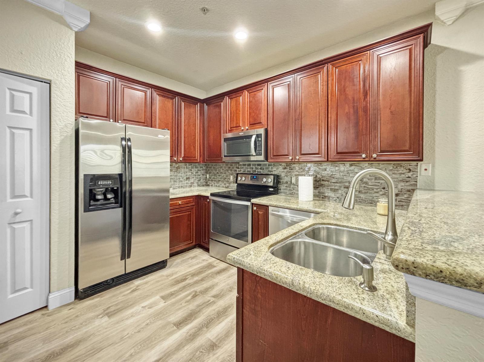 105 E Pigeon Plum Drive # 103, Jupiter FL 33458 photo 5
