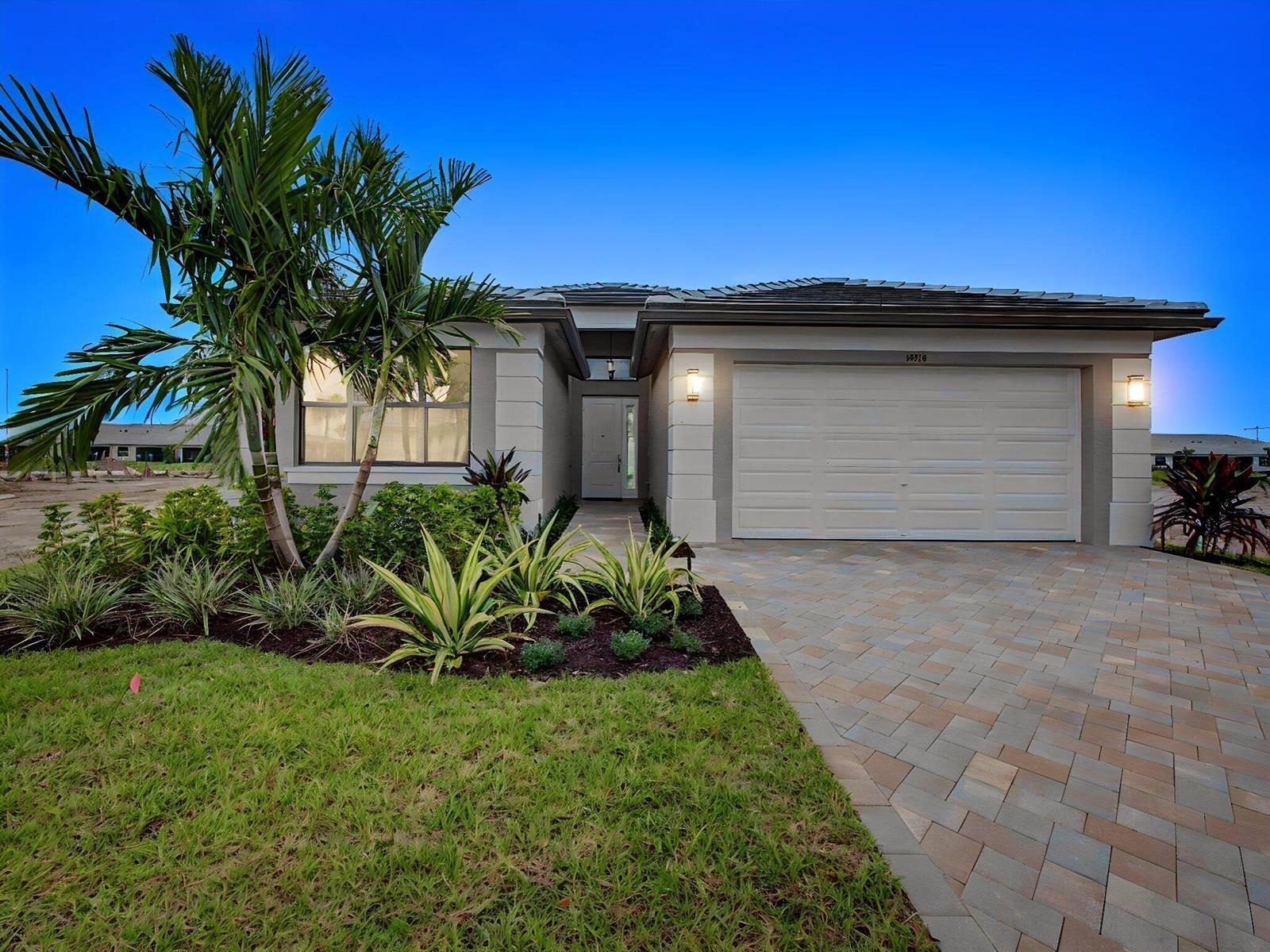 12516 SW Compass Point Drive, Port St. Lucie FL 34987