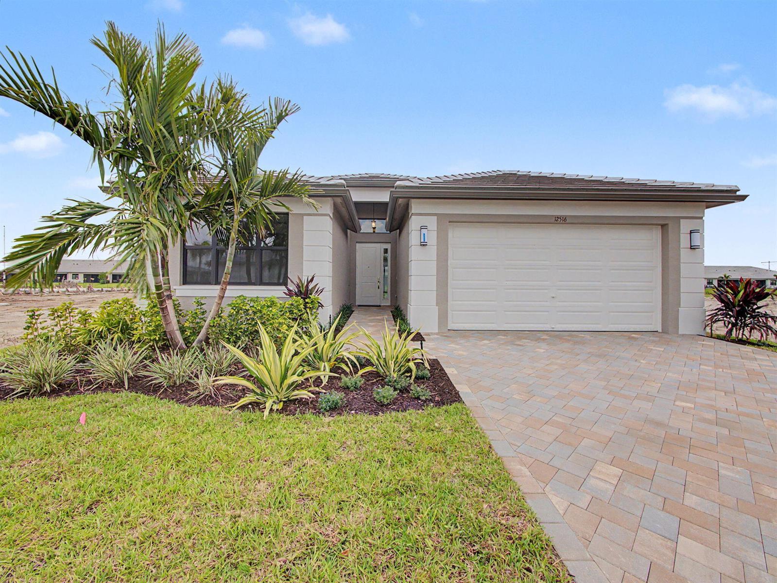 12516 SW Compass Point Drive, Port St. Lucie FL 34987 photo 5