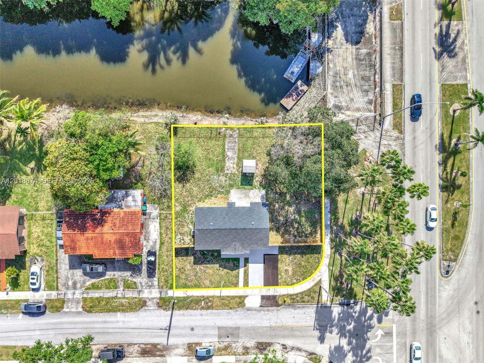 19820 NW 39th Ave, Miami Gardens FL 33055 photo 2