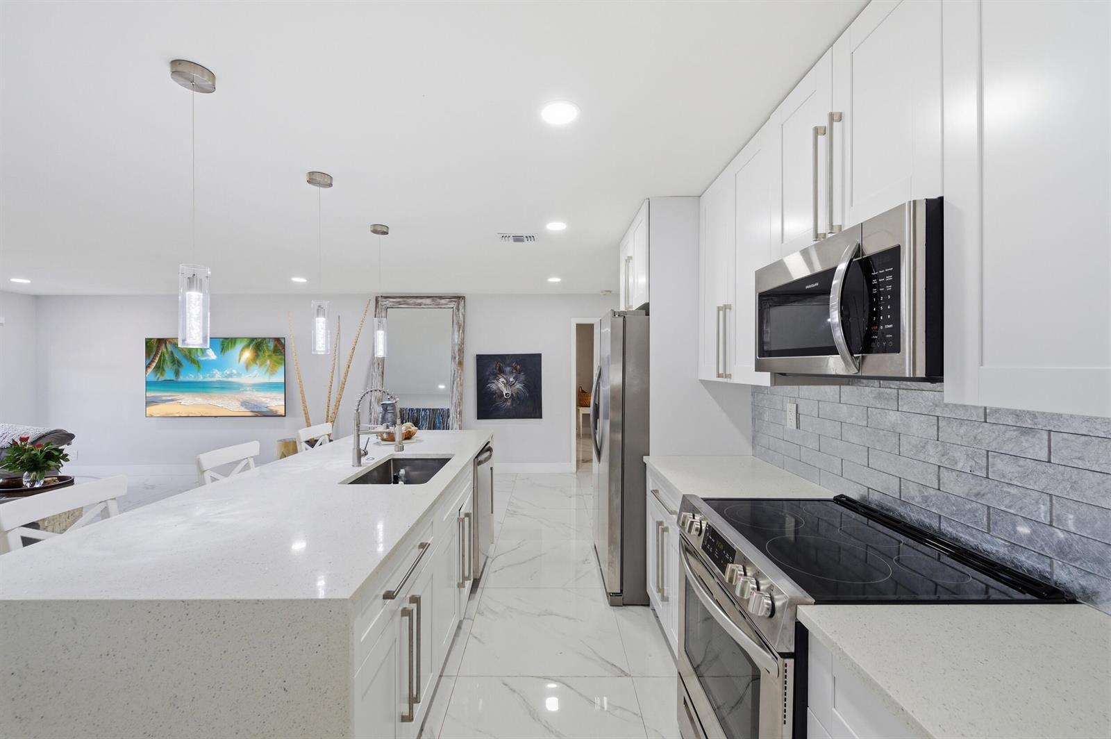 6396 Country Wood Way, Delray Beach FL 33484
