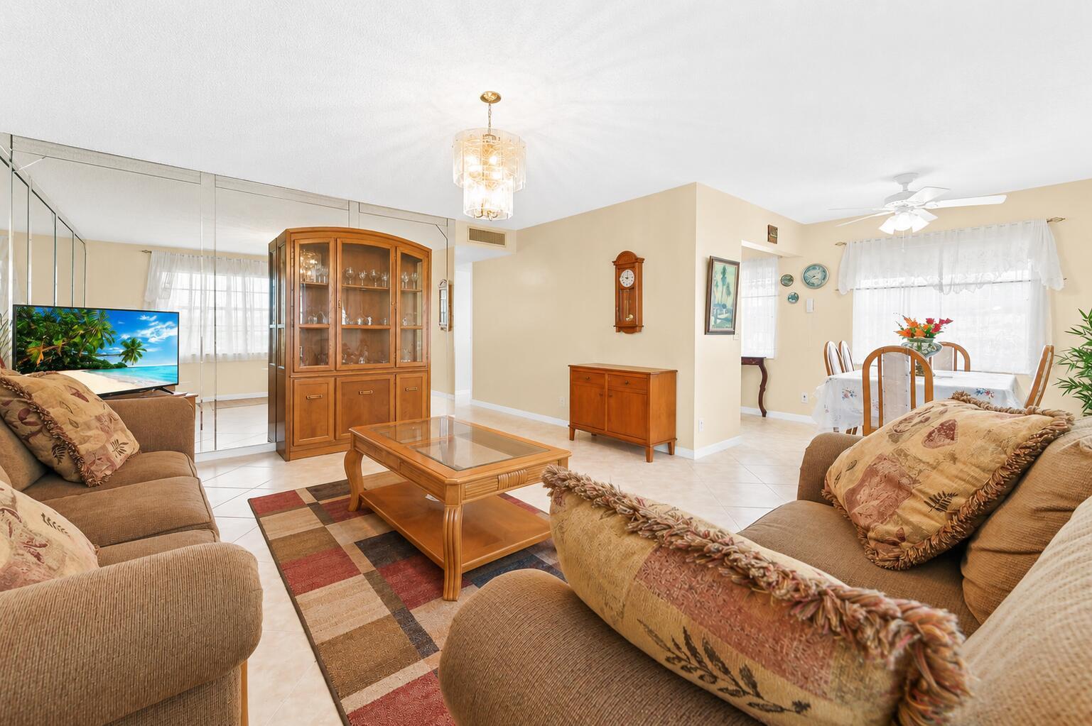 507 Normandy K, Delray Beach FL 33484 photo 4