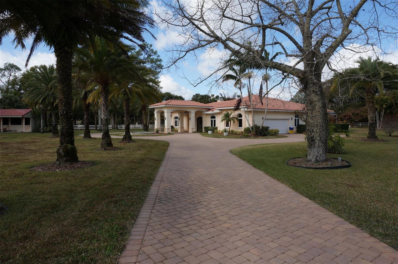 650 E Rambling Drive, Wellington FL 33414 photo 4