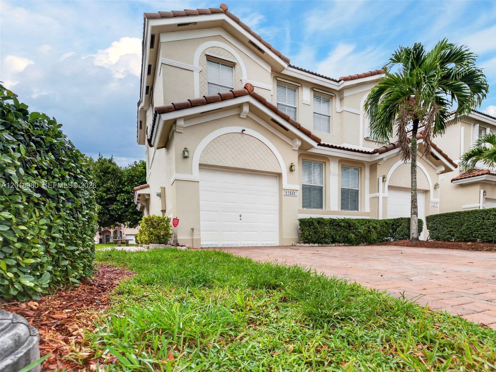 12441 SW 124th Ter, Miami FL 33186 photo 2