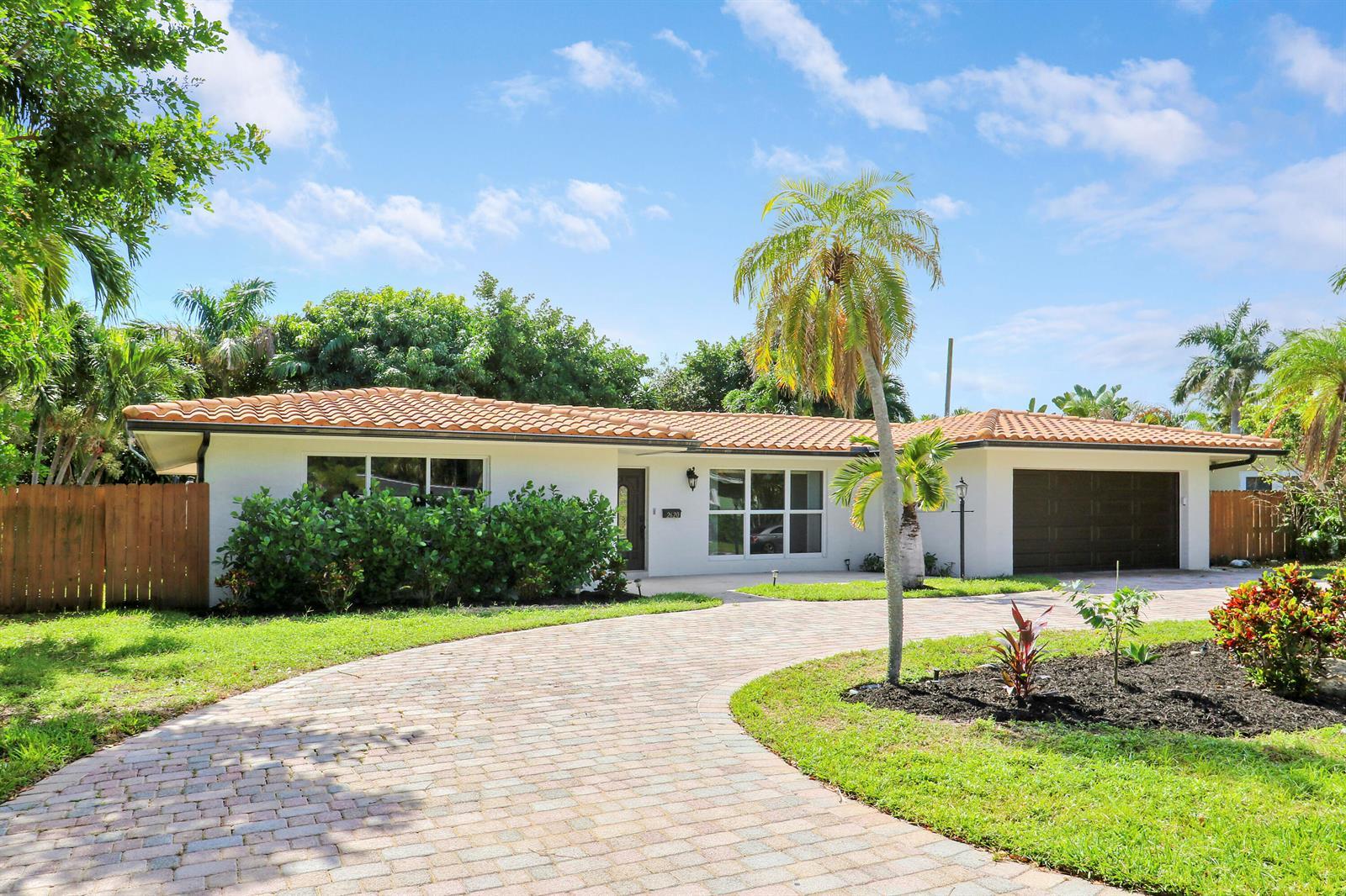 2620 NE 25th Street, Lighthouse Point FL 33064 photo 3