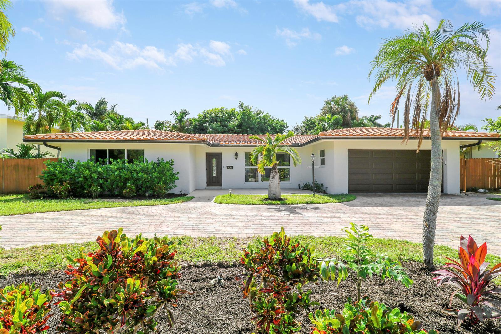 2620 NE 25th Street, Lighthouse Point FL 33064
