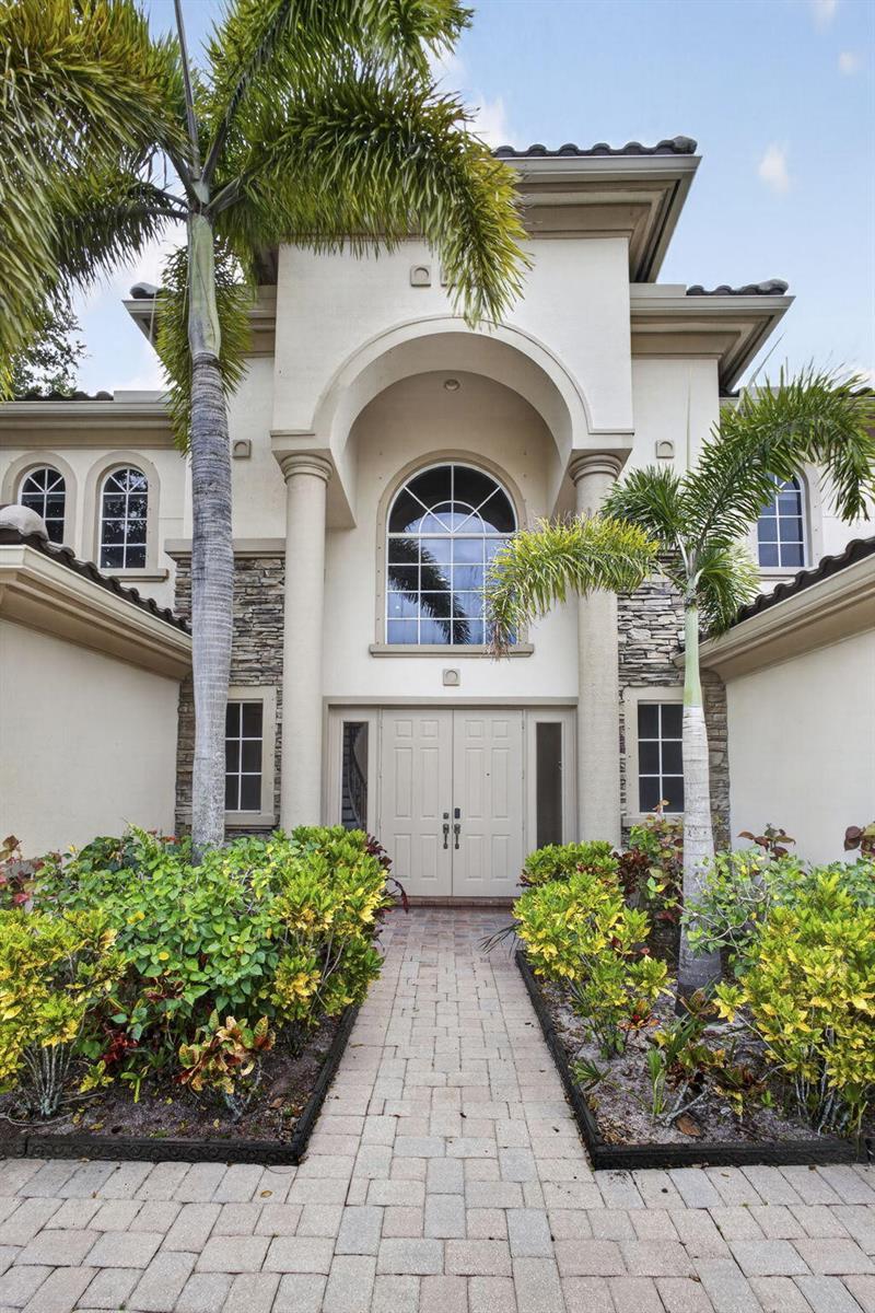 625 Glenfield Way, Royal Palm Beach FL 33411 photo 2